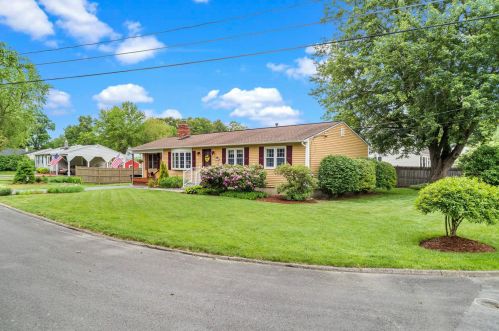 1 Benrus St, Nashua, NH 03060-5322