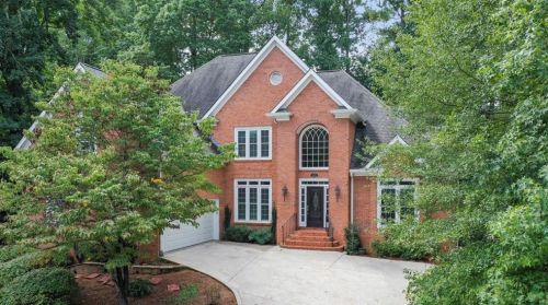 1219 Lexham Dr, Marietta, GA 30068-5504