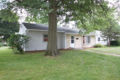 533 Roland Ave, Rockford, IL 61107-4754
