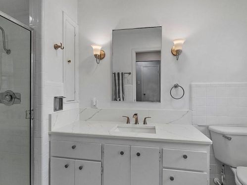 6145 Bandera Ave, Dallas TX 75225-3354 exterior