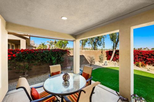 81860 Eagle Claw Dr, La Quinta, CA 92253-9367