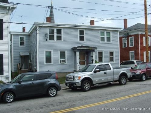 78 South St, Biddeford, ME 04005-2465
