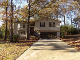 1869 Lamplighter Way, Lithonia, GA 30078-2172