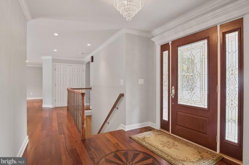 413 Merrie Ln, Fallston, MD 21047-2608