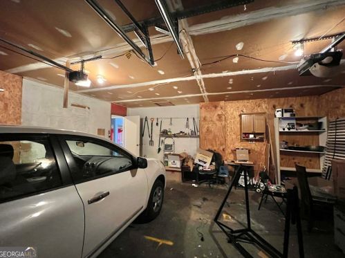 6091 Katherine Rd, Rex GA 30273-1120 exterior