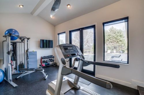 6821 Saucon Vly Dr, Fort Worth TX  76132-7125 exterior