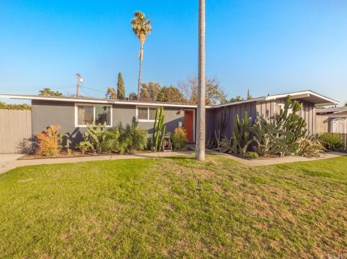 8620 Wheatland Ave, Whittier, CA 90605-2256