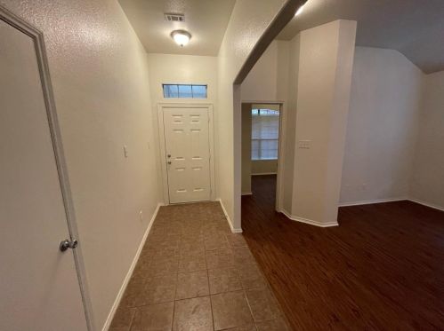 10412 Sixpence Ln, Fort Worth TX  76108-6959 exterior