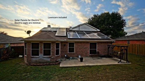 7205 Royal Oak Dr, Fort Worth TX  76126-4526 exterior