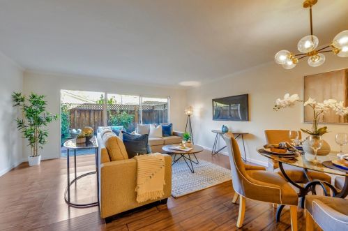 1376 Cherrywood Sq, San Jose, CA 95117-3611