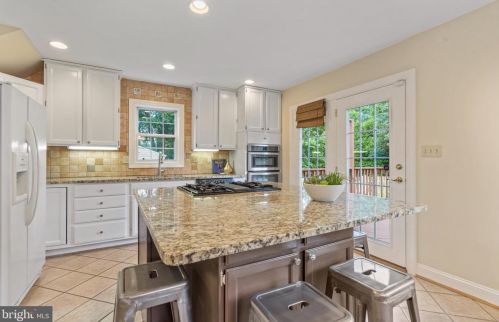 608 Greenbrier Dr, Silver Spring MD 20910-4269 exterior