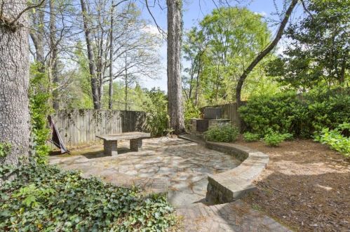 876 Berkshire Rd, Atlanta GA  30324-4930 exterior