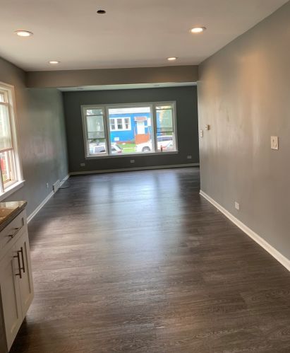3533 Gunderson Ave, Forest View, IL 60402-3843
