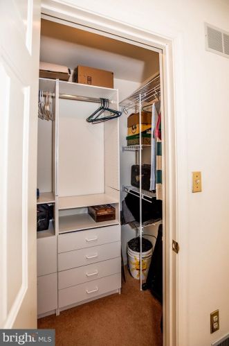 803 Jefferson Ct, Lancaster PA  17602-1241 exterior