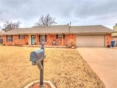 629 Canadian Ter, Mustang, OK 73064-6130