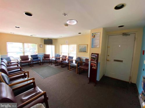 2601 12th St, Philadelphia, PA 19133-1102