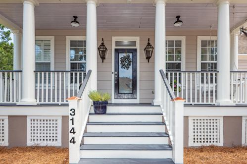 3144 Treadwell St, Mount Pleasant, SC 29466-9226