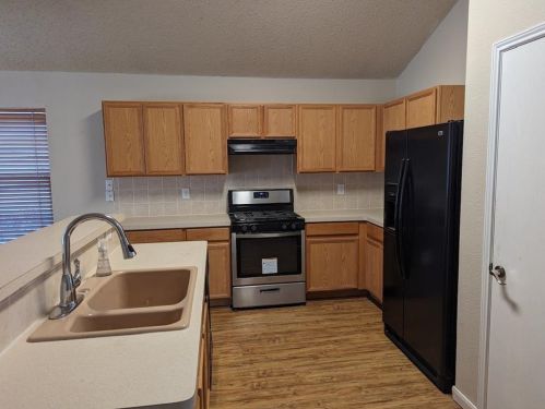 4853 Star Ridge Dr, Fort Worth TX  76133-3843 exterior