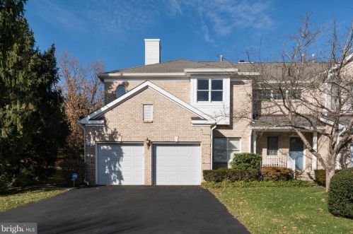 313 Rodney Ct, Princeton, NJ 08540-7339