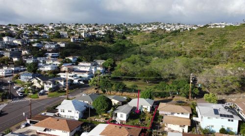 3877 Claudine St, Honolulu, HI 96816-4333