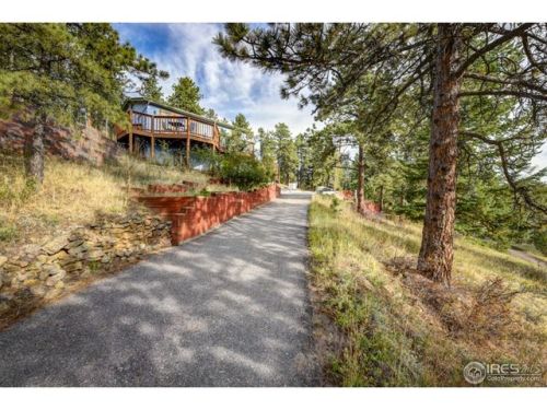 11773 Hillcrest Rd, Lakewood, CO 80403
