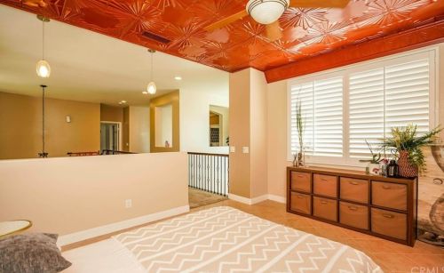14082 Crystal View Ter, Riverside CA  92508-8705 exterior