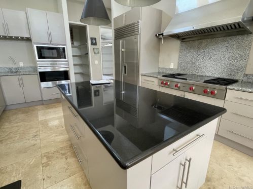 525 Ahakea St, Honolulu HI 96816-4702 exterior