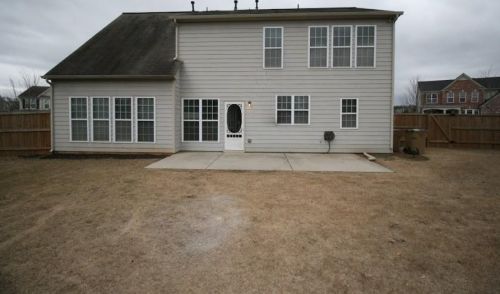 203 Glenwood Dr, Holly Springs, GA 30115-1854