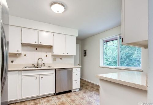 303 Iowa Dr, Lakewood CO exterior