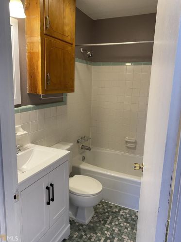 801 Greenhill Dr, Conyers GA  30012-4818 exterior