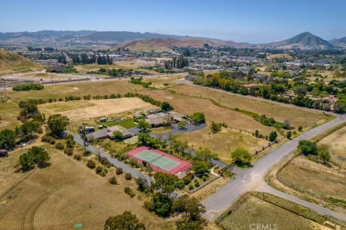 3873 Sequoia Dr, San Luis Obispo, CA 93401-8315