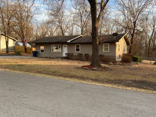 102 Red Fern Dr, Hart, MO 64865-9789