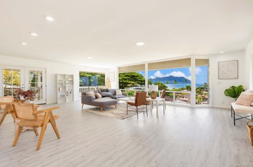 47-218 Kamehameha Hwy, Kaneohe, HI 96744-0040