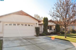 2857 Prescott Ave, Visalia, CA 93291-8636