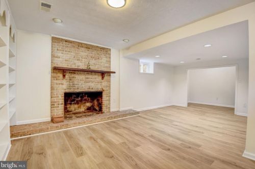 1606 Northcrest Dr, Silver Spring MD 20904-1456 exterior