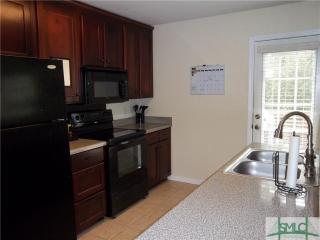 18 Bimini Dr, Savannah GA  31419-7205 exterior