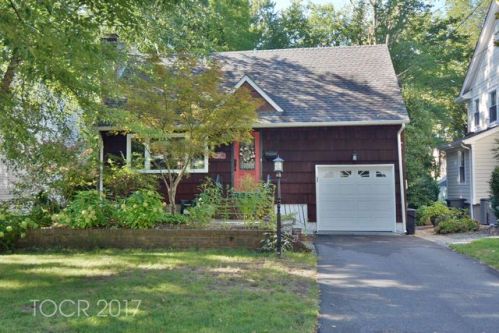 322 Marshall St, Ridgewood, NJ 07450-3321