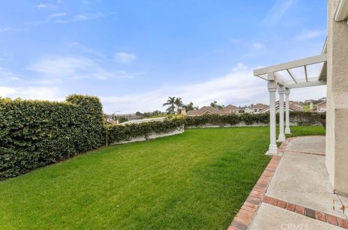2401 Camino Corso Rio, San Clemente CA  92673-3613 exterior