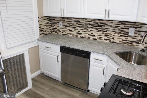 2035 Haworth St, Philadelphia PA 19124-2210 exterior