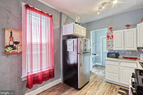 318 Hawthorne St, York PA 17404-3154 exterior