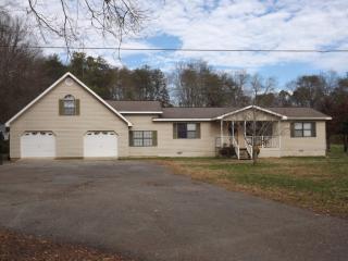 388 Cartwright Loop, Powells Crossroads, TN 37397-3015