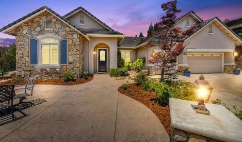 2749 Aberdeen Ln, Folsom, CA 95762-5667
