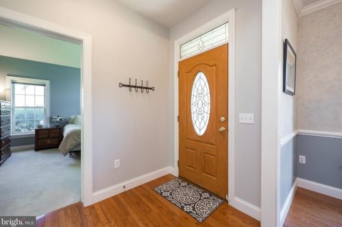 544 Bald Eagle Ct, Lancaster PA  17601-1180 exterior