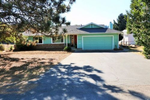 8346 Blackney Rd, Sebastopol, CA 95472-4607