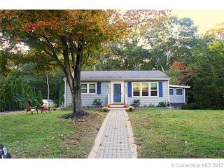 23 Lake St, Gales Ferry, CT 06339-1628