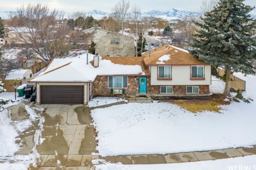 9160 Judd Ln, Taylorsville, UT 84088-8827