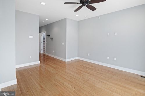 1419 4 St, Philadelphia PA 19147-0059 exterior