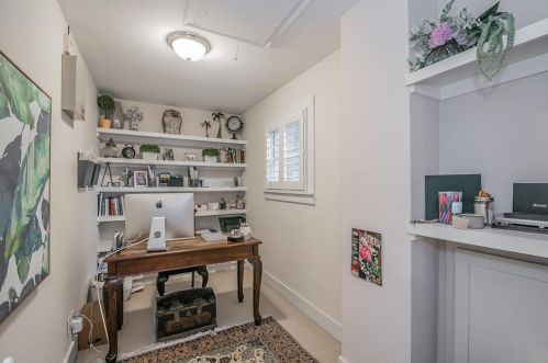 1704 Virginia Pl, Fort Worth TX  76107-2434 exterior