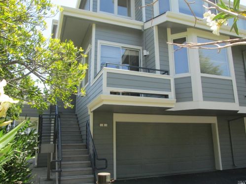 9 Gable Ct, San Rafael, CA 94903-5214