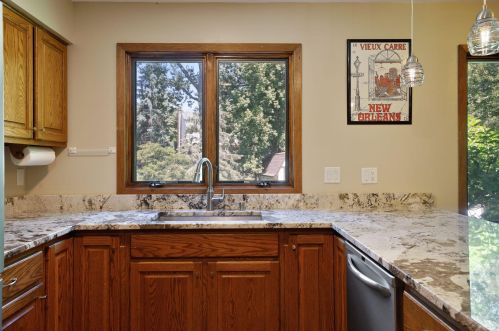 113 Hidden Meadow Rd, Saint Paul MN  55124-9743 exterior